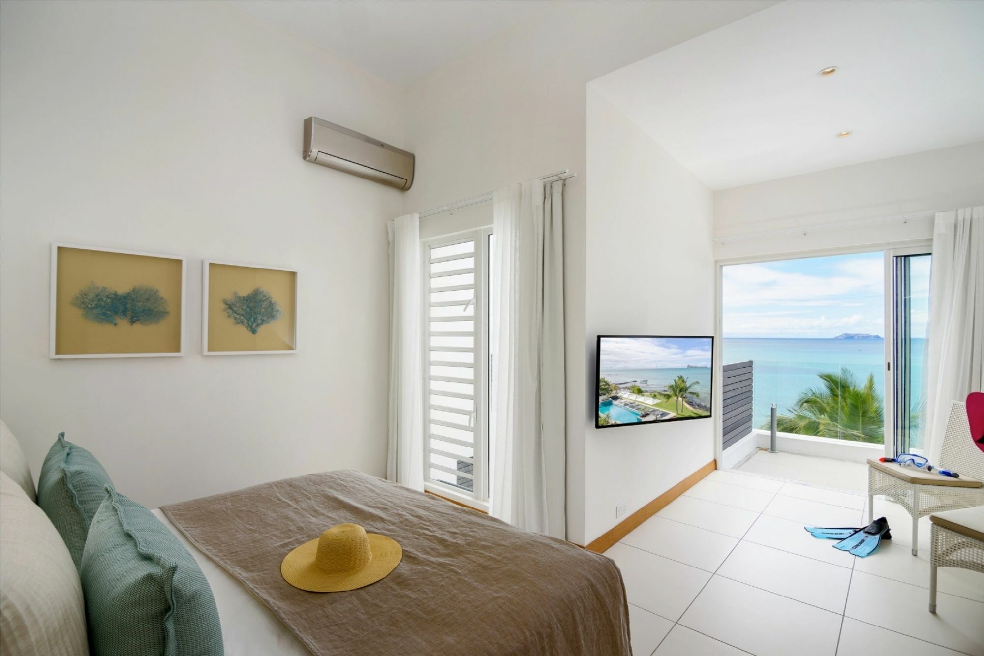 Myra Seafront Suites With Lov Cap Malheureux Ngoại thất bức ảnh